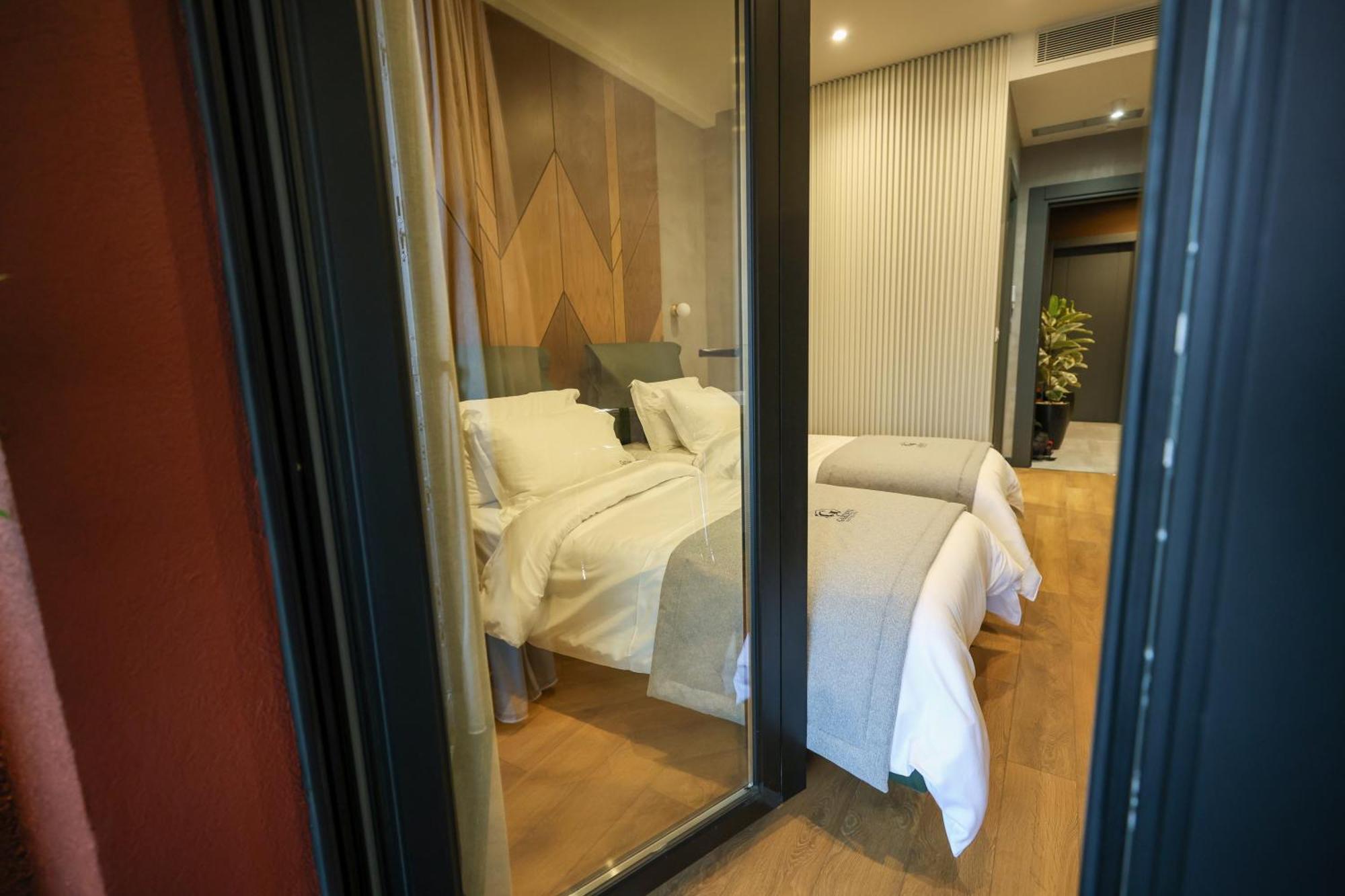 Garden Boutique Hotel Tirana Exterior foto